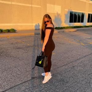 Meet your Posher, Jacquelyn